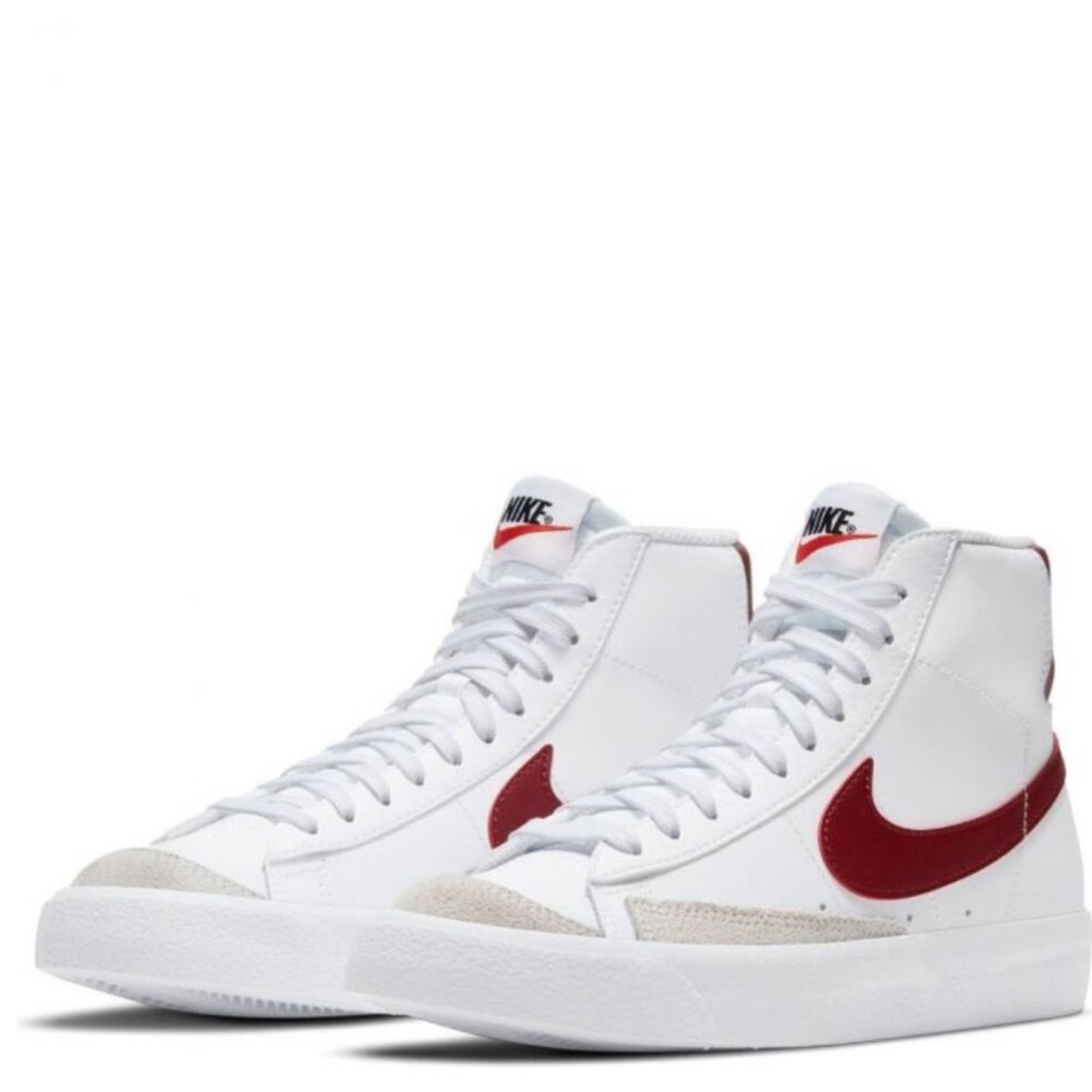 Youth Size 5.5 Nike Blazer Mid‘77 Shoes